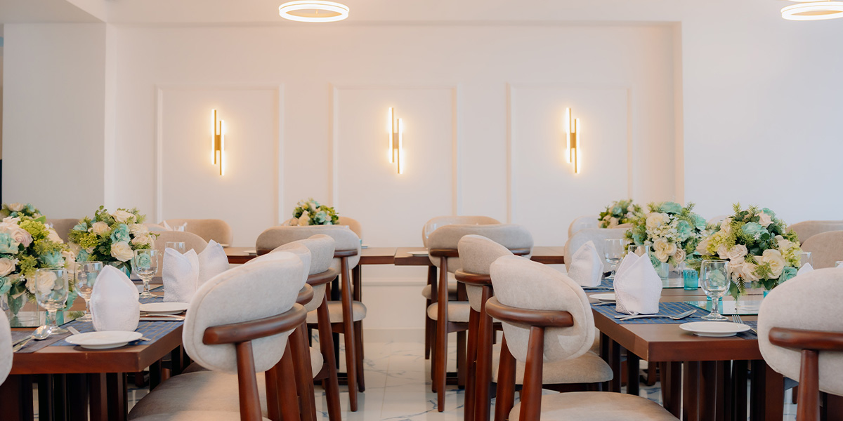 MARINE BAY RESTAURANT "The Coast" Image 1